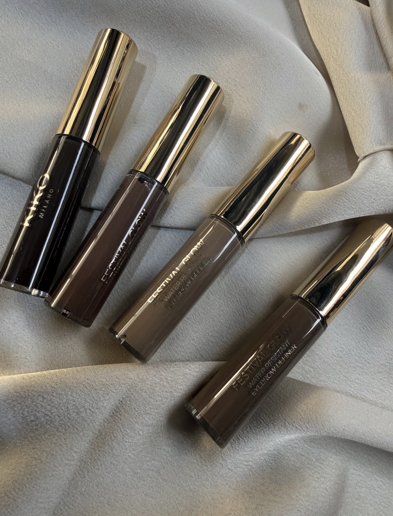 KIKO Milano Festival Glow Water Resistant Eyebrow Definer — foto 3