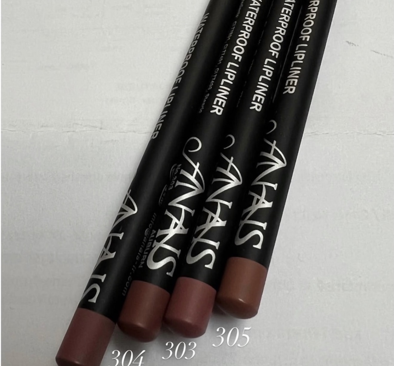 Anais Waterproof Lipliner — foto 6