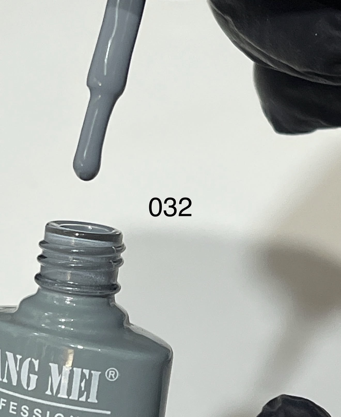 Liang Mei Professional Soak-Off Gel Polish — foto 8