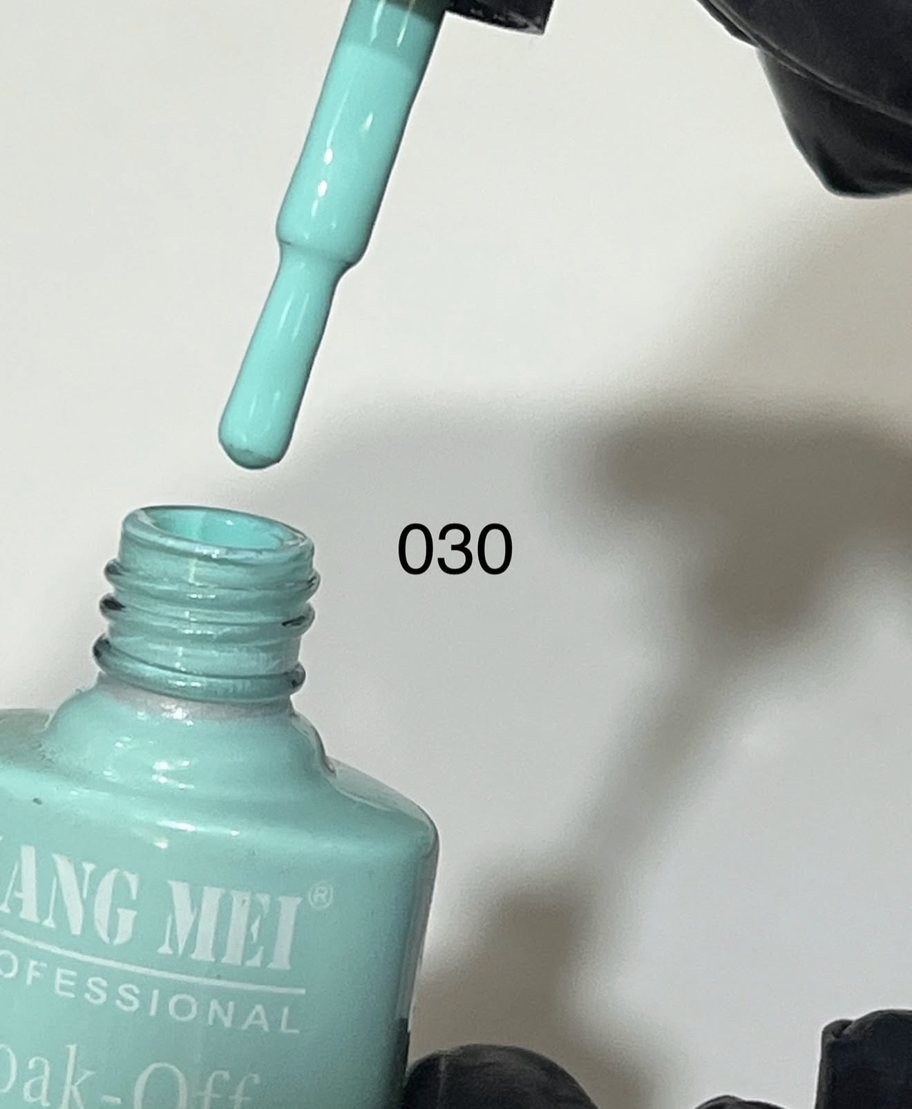 Liang Mei Professional Soak-Off Gel Polish — foto 7