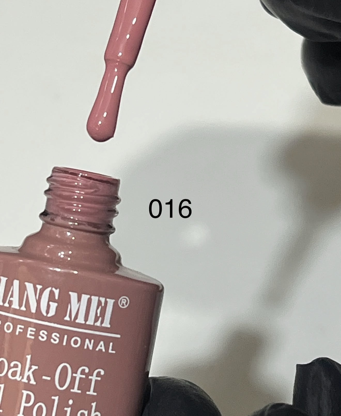 Liang Mei Professional Soak-Off Gel Polish — foto 3