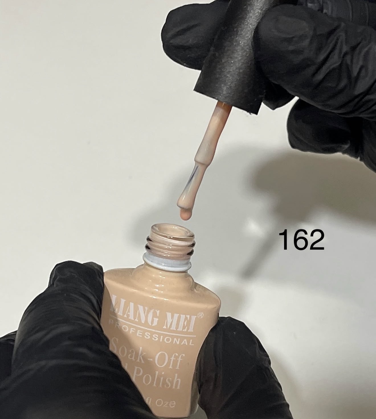 Liang Mei Professional Soak-Off Gel Polish — foto 11