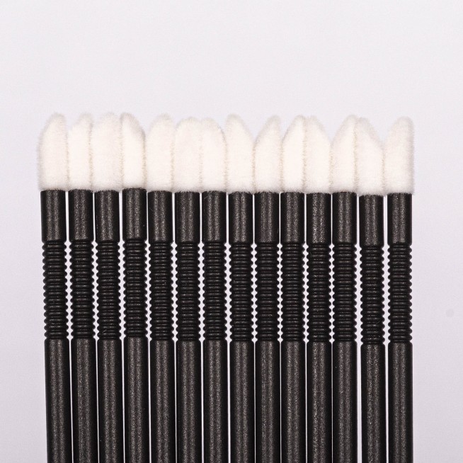 Lip Brush Njëpërdorimëshe – Set me 25 Copë