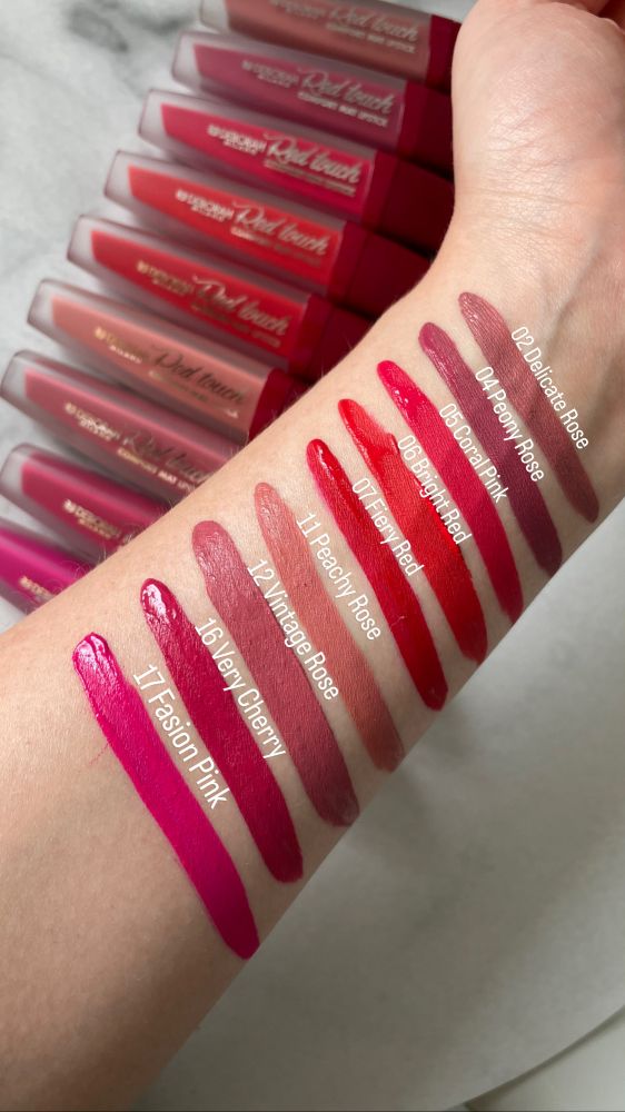 Deborah Milano Red Touch Comfort Mat Lipstick — foto 2
